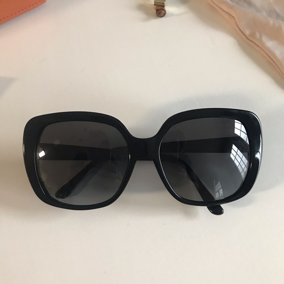 Tory Burch Sunglasses - Picture 2 of 4